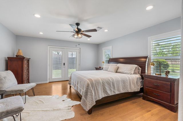 1214 W 31st Street, Houston, TX 77018