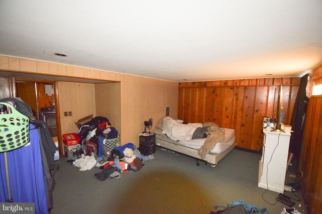 2422 KEYWAY, Dundalk, MD 21222