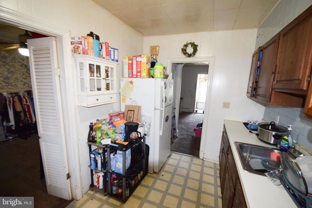 2422 KEYWAY, Dundalk, MD 21222