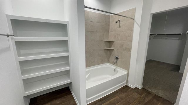 12418 Pelican Bay, Houston, TX 77038