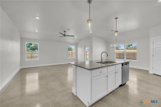 1108 Peppermint Drive, Temple, TX 76501