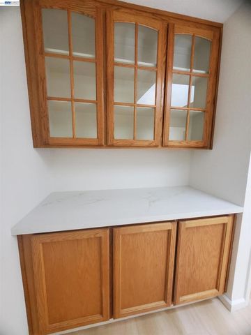 7432 Oxford Cir, Dublin, CA 94568