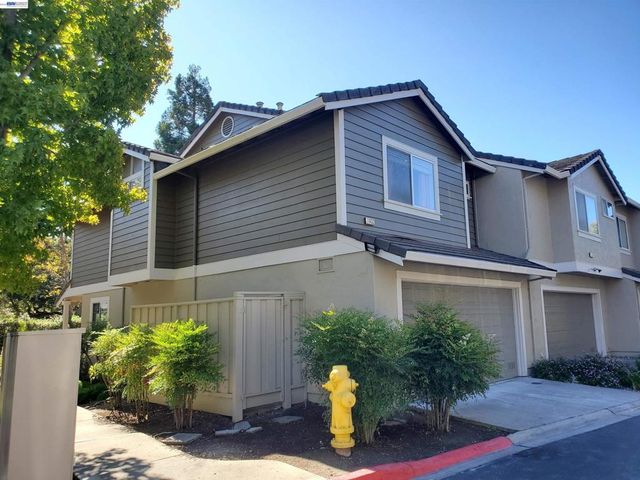 7432 Oxford Cir, Dublin, CA 94568