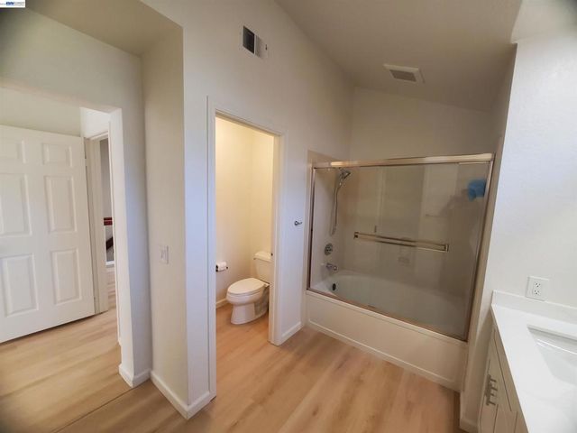 7432 Oxford Cir, Dublin, CA 94568