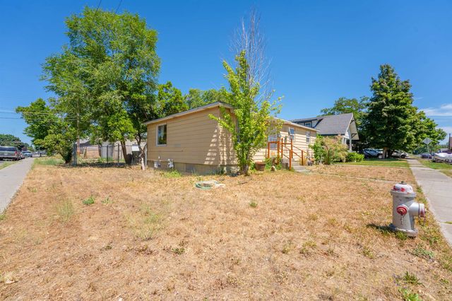 803 E Princeton Ave, Spokane, WA 99207