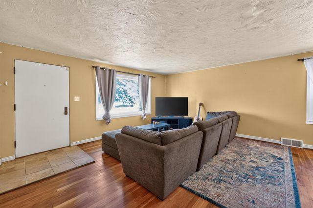 803 E Princeton Ave, Spokane, WA 99207
