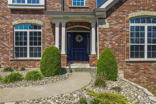 1831 Kehrswood Drive, Clarkson Valley, MO 63005