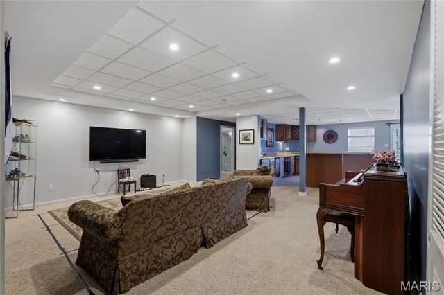 1831 Kehrswood Drive, Clarkson Valley, MO 63005