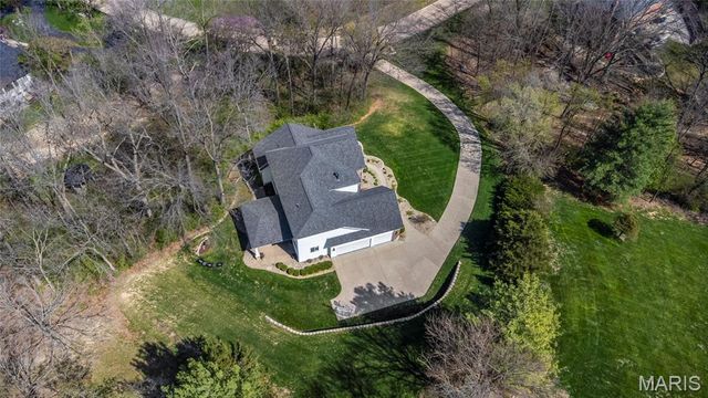 1831 Kehrswood Drive, Clarkson Valley, MO 63005
