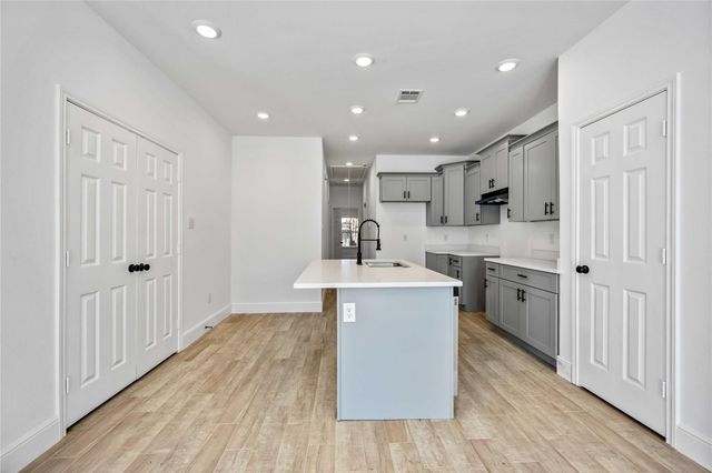 4139 Brinkley Street A-B, Houston, TX 77051