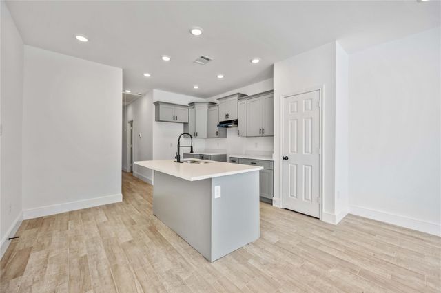 4139 Brinkley Street A-B, Houston, TX 77051