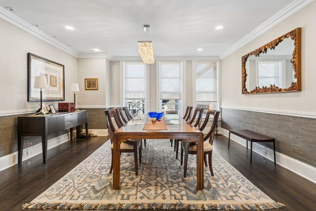20 E Cedar Street 17C, Chicago, IL 60611