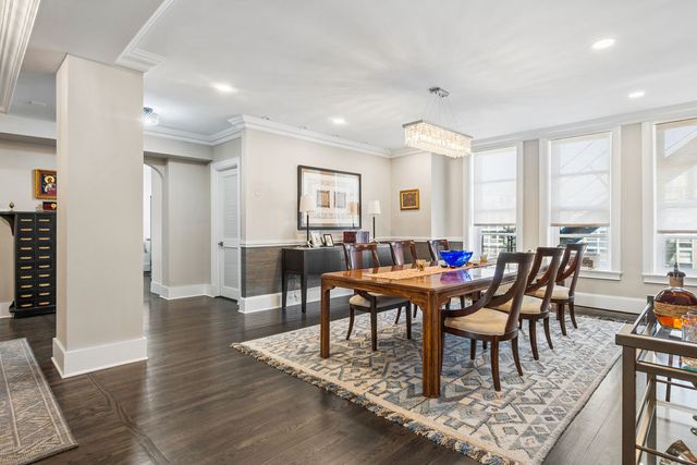 20 E Cedar Street 17C, Chicago, IL 60611