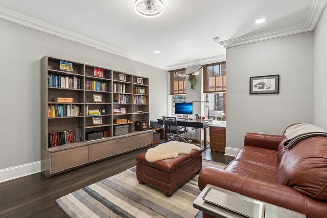 20 E Cedar Street 17C, Chicago, IL 60611