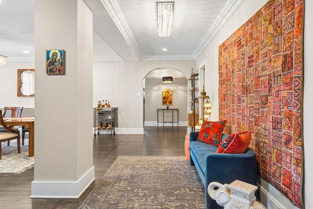 20 E Cedar Street 17C, Chicago, IL 60611