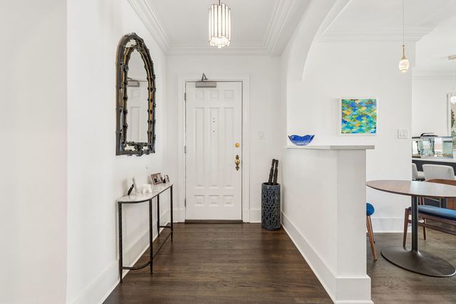 20 E Cedar Street 17C, Chicago, IL 60611