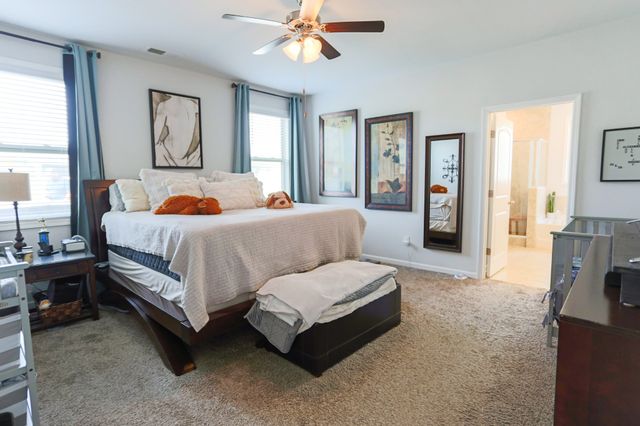 6430 Hickory Bell Dr, Murfreesboro, TN 37128