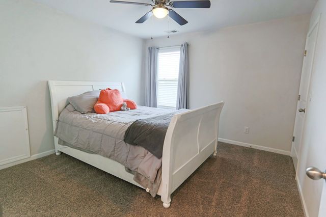 6430 Hickory Bell Dr, Murfreesboro, TN 37128