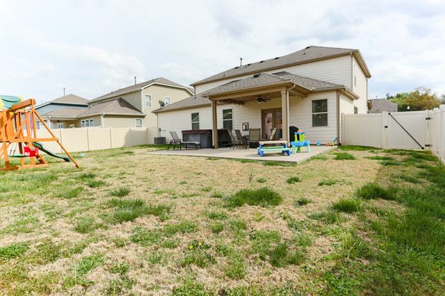 6430 Hickory Bell Dr, Murfreesboro, TN 37128