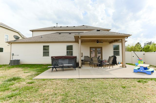 6430 Hickory Bell Dr, Murfreesboro, TN 37128