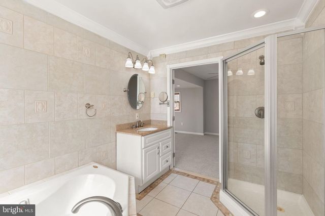 7512 BATTLE GROVE CIR, Baltimore, MD 21222