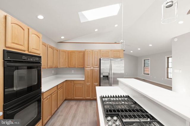 7512 BATTLE GROVE CIR, Baltimore, MD 21222