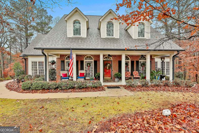 102 Canterbury Drive, Lagrange, GA 30241