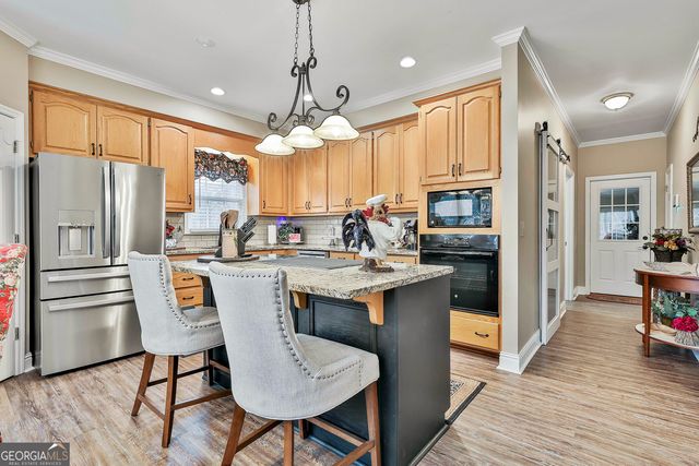 102 Canterbury Drive, Lagrange, GA 30241