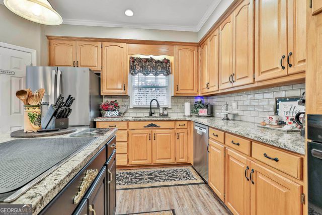 102 Canterbury Drive, Lagrange, GA 30241