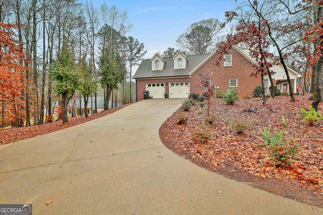 102 Canterbury Drive, Lagrange, GA 30241
