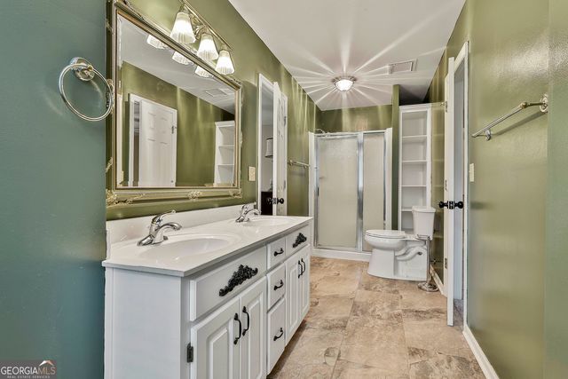 102 Canterbury Drive, Lagrange, GA 30241