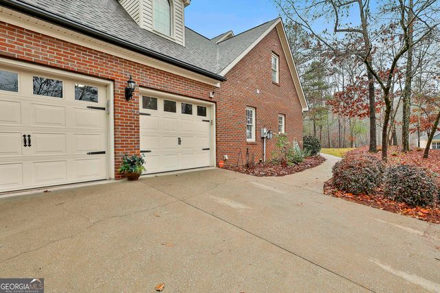 102 Canterbury Drive, Lagrange, GA 30241