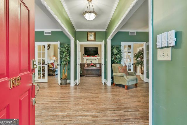 102 Canterbury Drive, Lagrange, GA 30241