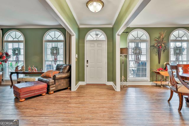 102 Canterbury Drive, Lagrange, GA 30241