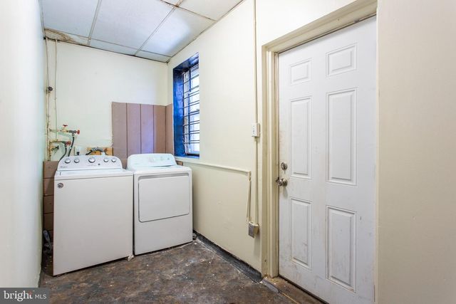 3911 WARREN ST, Philadelphia, PA 19104