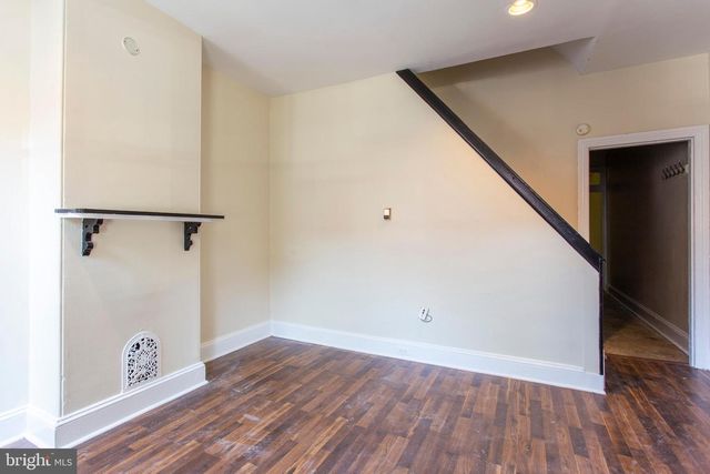 3911 WARREN ST, Philadelphia, PA 19104