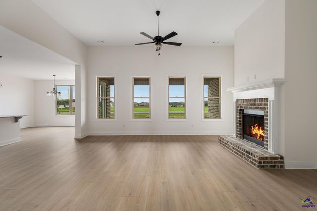 210 Farmland Circle, Perry, GA 31069