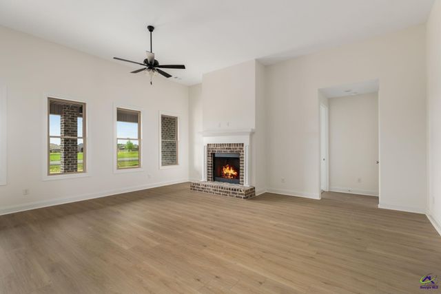 210 Farmland Circle, Perry, GA 31069