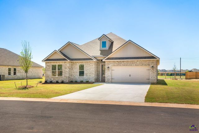 210 Farmland Circle, Perry, GA 31069