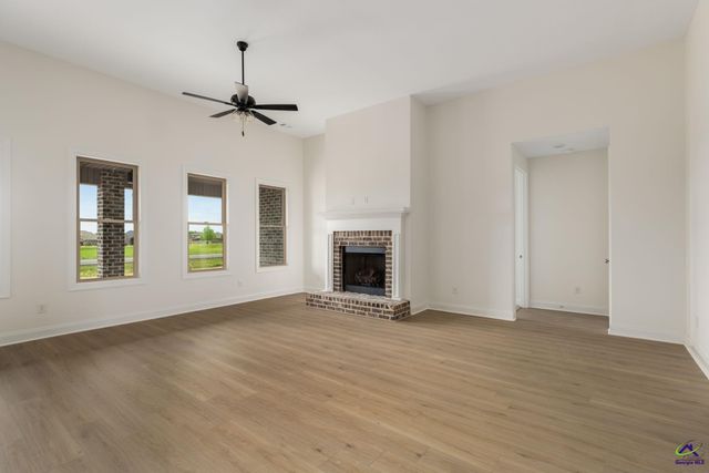 210 Farmland Circle, Perry, GA 31069