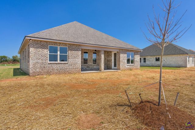 210 Farmland Circle, Perry, GA 31069