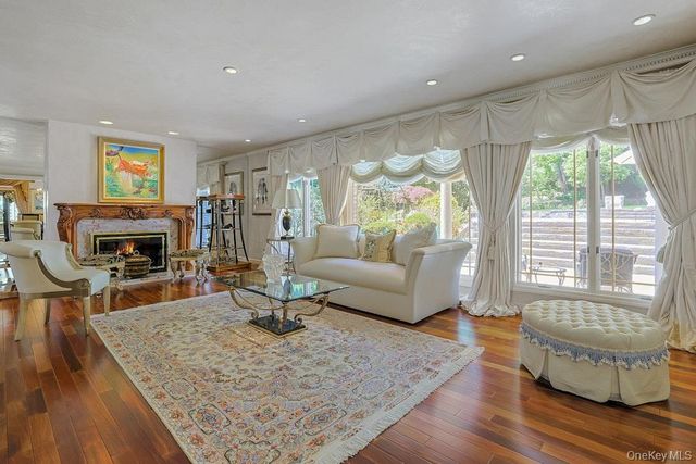 1 Rock Hill Lane, Scarsdale, NY 10583