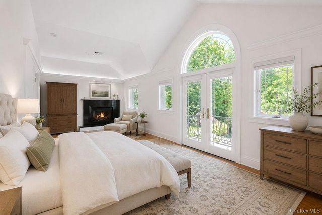 1 Rock Hill Lane, Scarsdale, NY 10583