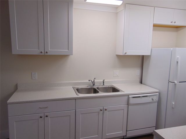 408 Ripplewood Drive, Desoto, TX 75115