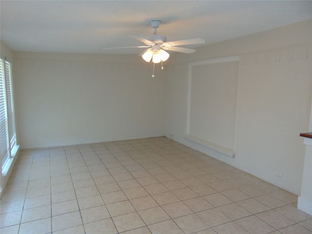 408 Ripplewood Drive, Desoto, TX 75115