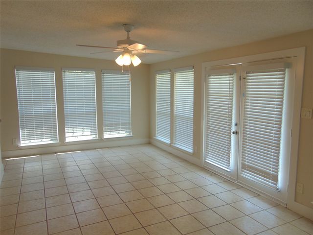 408 Ripplewood Drive, Desoto, TX 75115