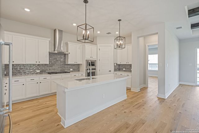 305 Lawrence Drive, Castroville, TX 78009