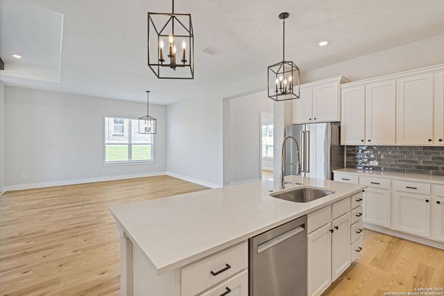 305 Lawrence Drive, Castroville, TX 78009