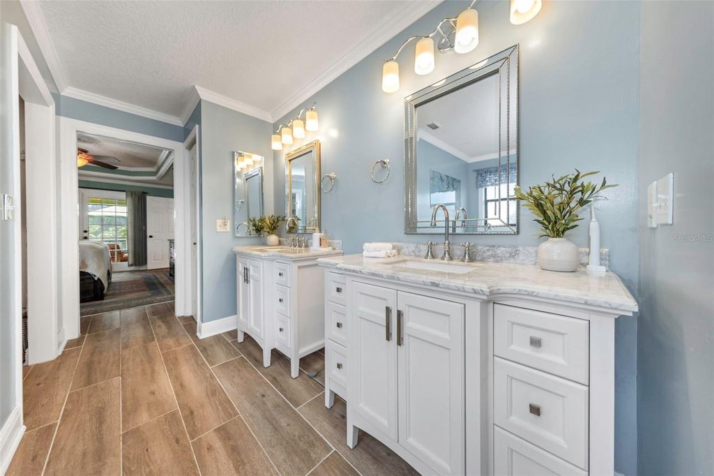 Image 22 of property listing at 1620 COUNTRY LANE, Dunedin, FL 34698