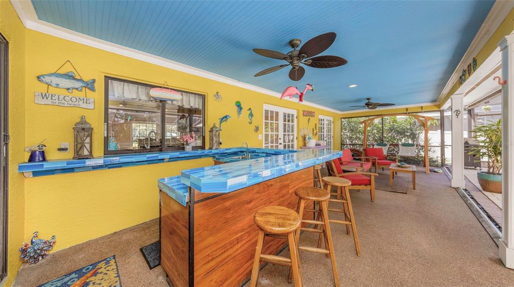 Image 32 of property listing at 1620 COUNTRY LANE, Dunedin, FL 34698